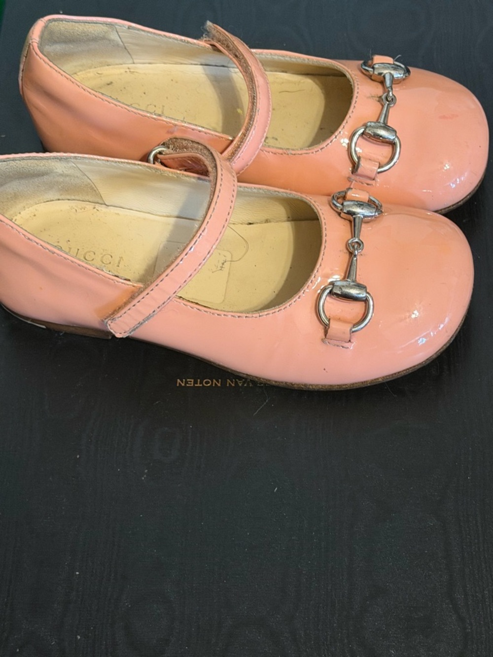Gucci Peach Patent Leather Mary Jane Flats with Horsebit